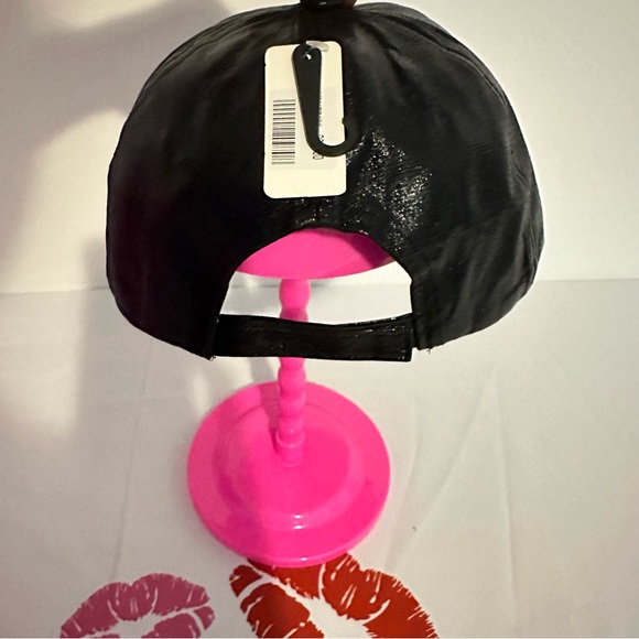 Black One Size Fitted Fashion Cap - Picture 3 of 6